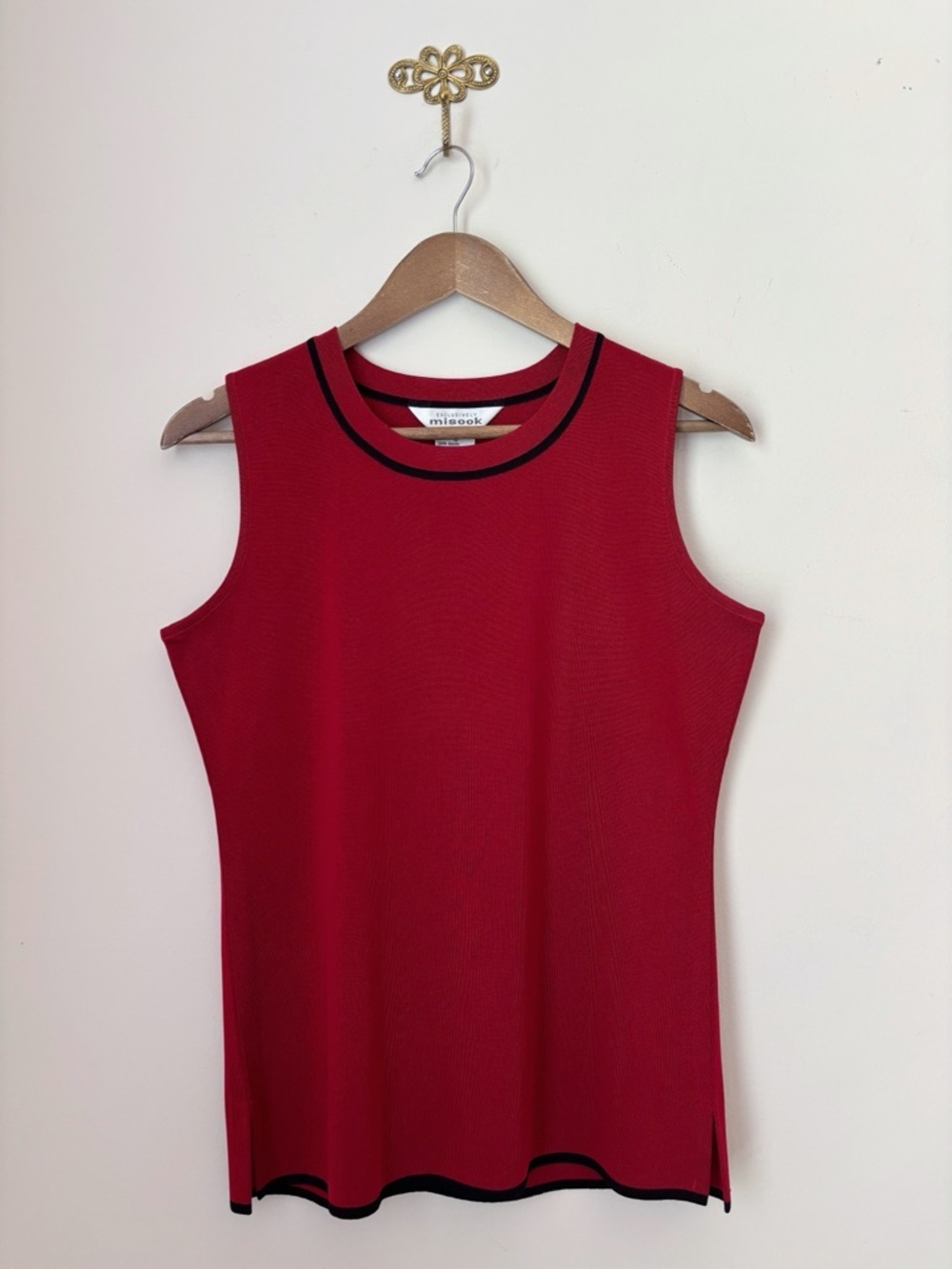 Misook Red Black Knit Tank Top Shell Small Classic Workwear